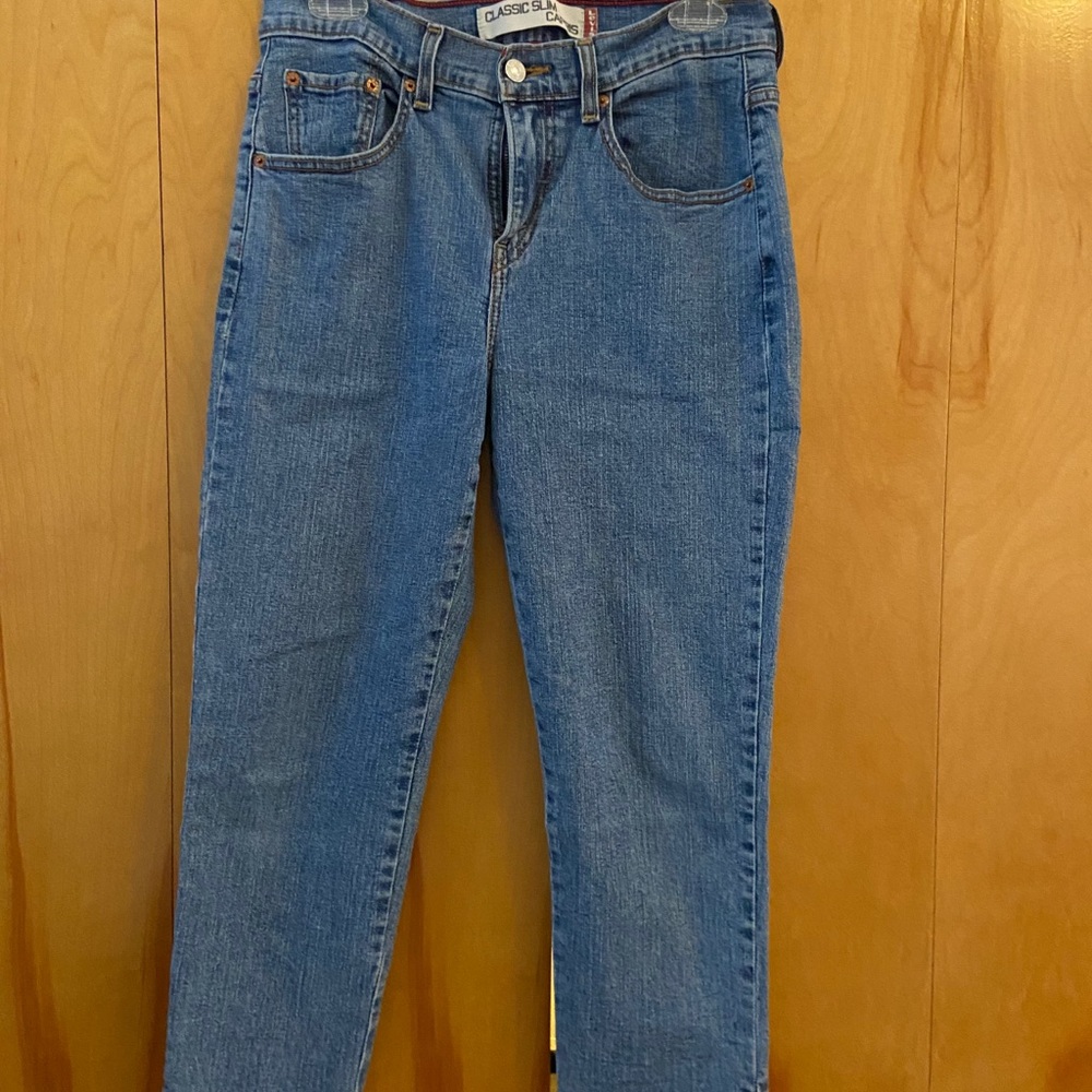 Vintage Levi capris size 8